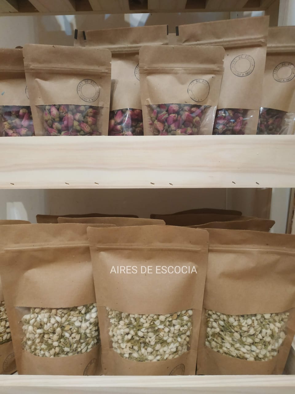 Imagen de Infusiones Exquisitas: Descubre Nuestros Productos Cuidadosamente Seleccionados para Crear Infusiones de Alta Calidad, Deléitate con Aromas y Sabores Inigualables